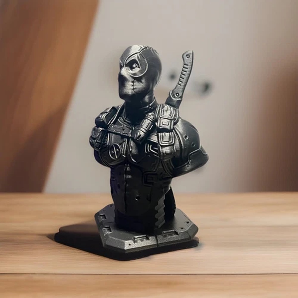 Deadpool Bust - 10 inches (Black)